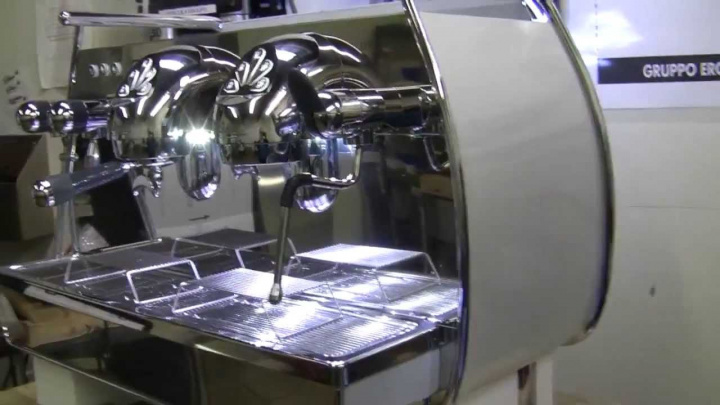Crew Review: Nuova Simonelli Victoria Arduino Adonis