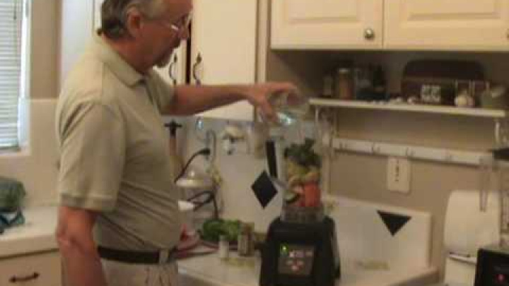 Waring MX1050XT Blender - Green Smoothie