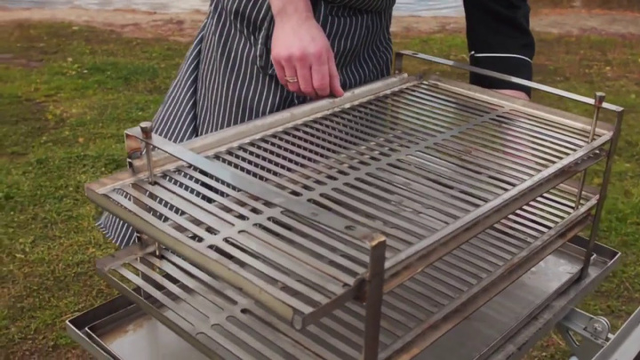 Коптильня горячего копчения от завода Volzhanin