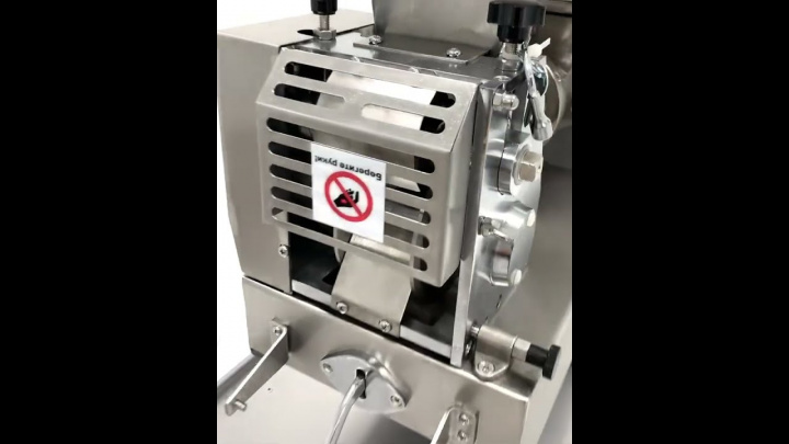 Пельменный аппарат JGL 120-5C Foodatlas