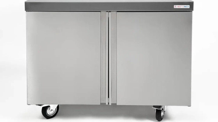 ПОДСТАВКА ПОД ПАРОКОНВЕКТОМАТ ЗАКРЫТАЯ С 3-х СТОРОН (универсальная) RESTOINOX ППКЗР-2-88/77