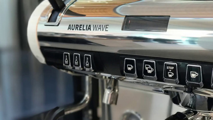 The New Nuova Simonelli Aurelia Wave