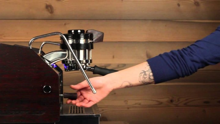 La Marzocco GS3 Espresso Machine in 60 Seconds