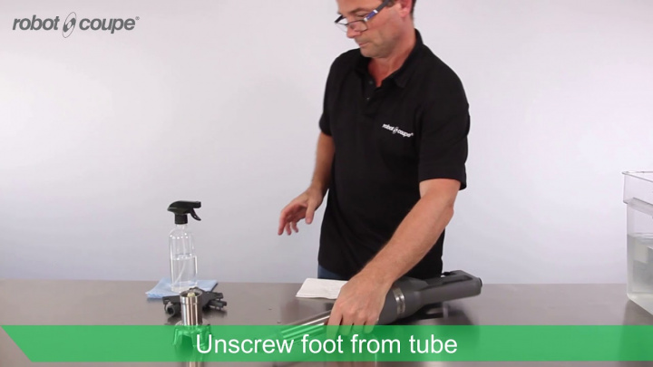 Robot-Coupe CMP 350 V.V. Cleaning & Maintenance