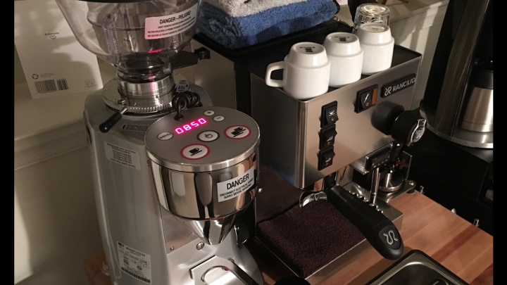 Mazzer Luigi Super Jolly Doserless - Extremely Minimal Retention